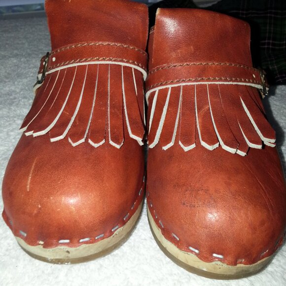 Vintage 1980s MIA Swedish Wood Clogs - Picture 7 of 14